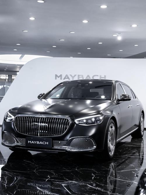 东莞16岚图汽车的售后服务让用户无忧出行，迈巴赫未来的豪华车趋势